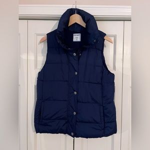 Old navy puffer vest